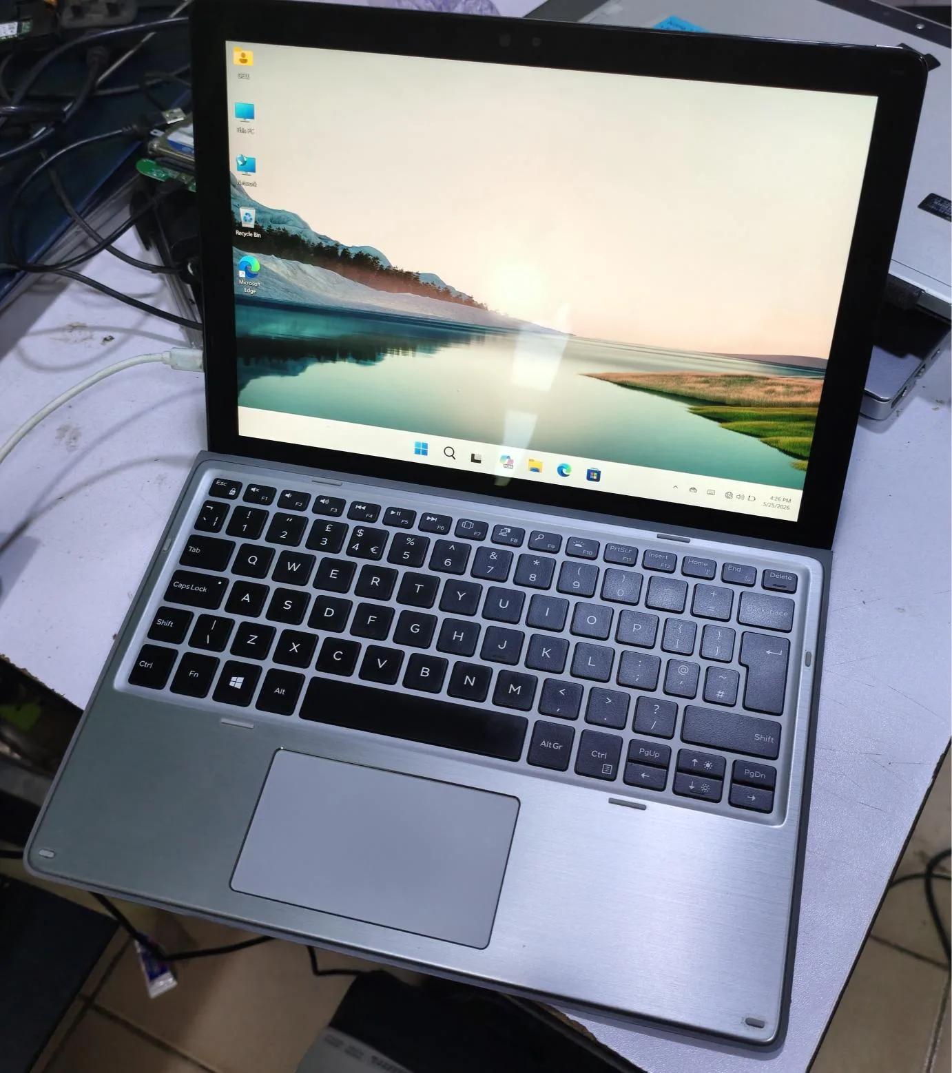 Dell Latitude 72102-2 in 1