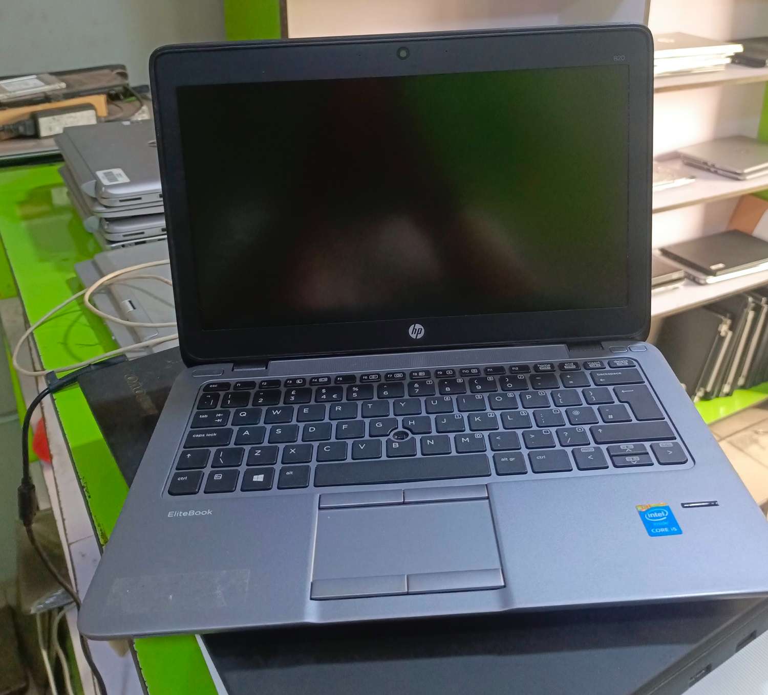 HP Elitebook 820 G2